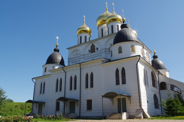 Собор Успения Пресвятой Богородицы Дмитровского благочиния Московской епархии