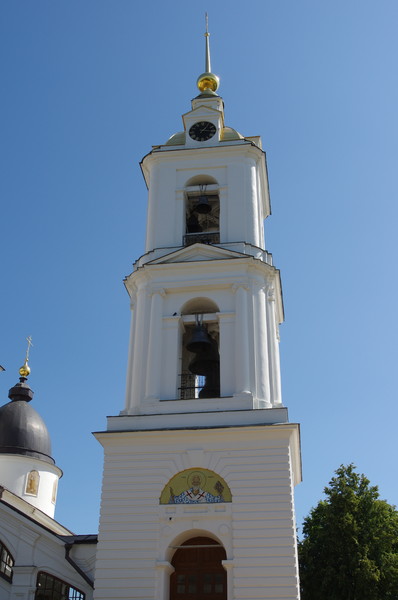 Колокольня Собора Успения Пресвятой Богородицы (город Дмитров Московской области)