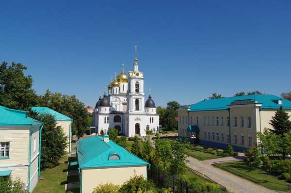 Собор Успения Пресвятой Богородицы Дмитровского благочиния Московской епархии