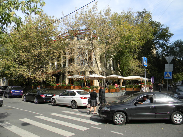 Улица Малая Бронная