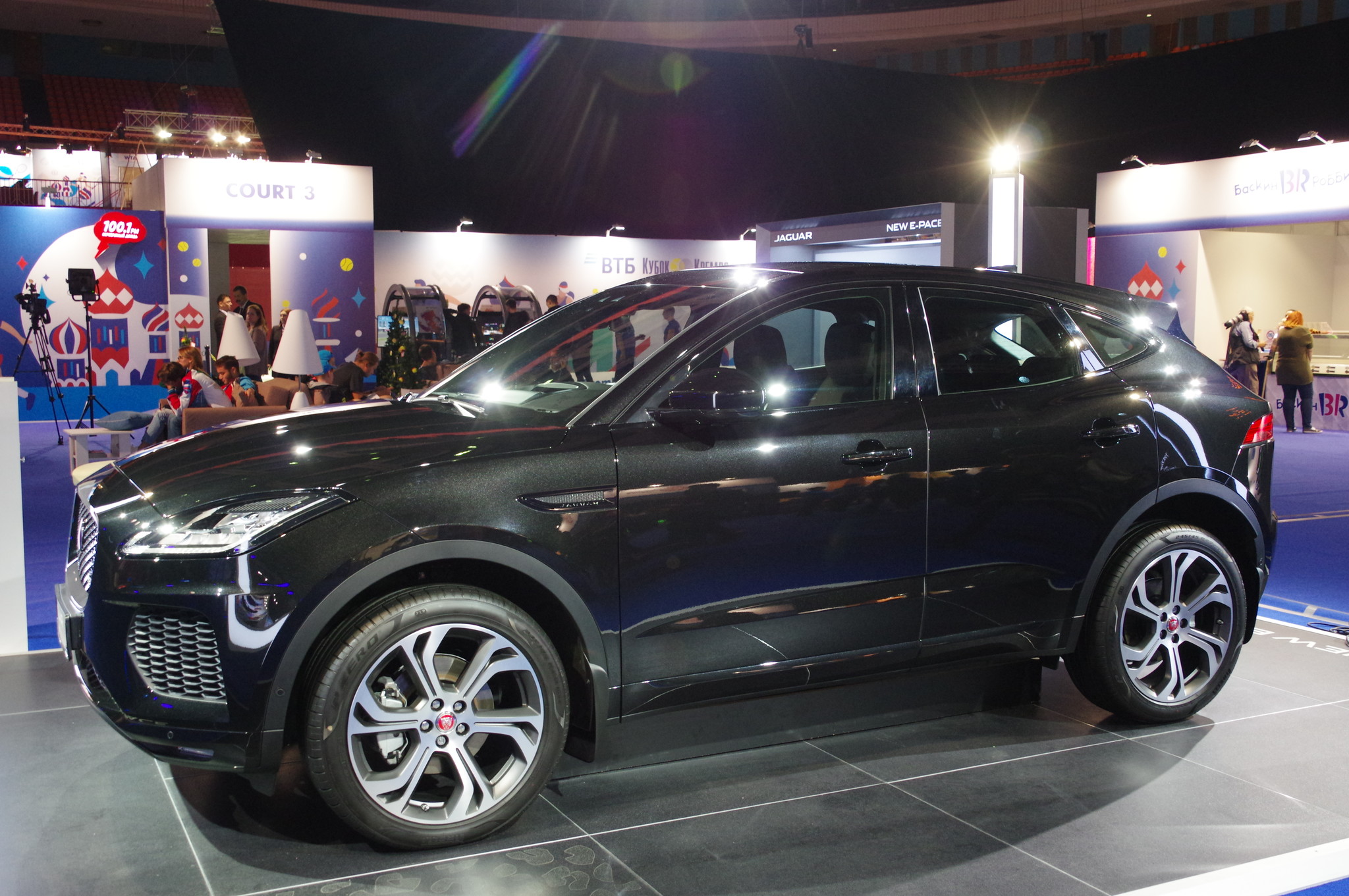 Кроссовер Jaguar E-PACE