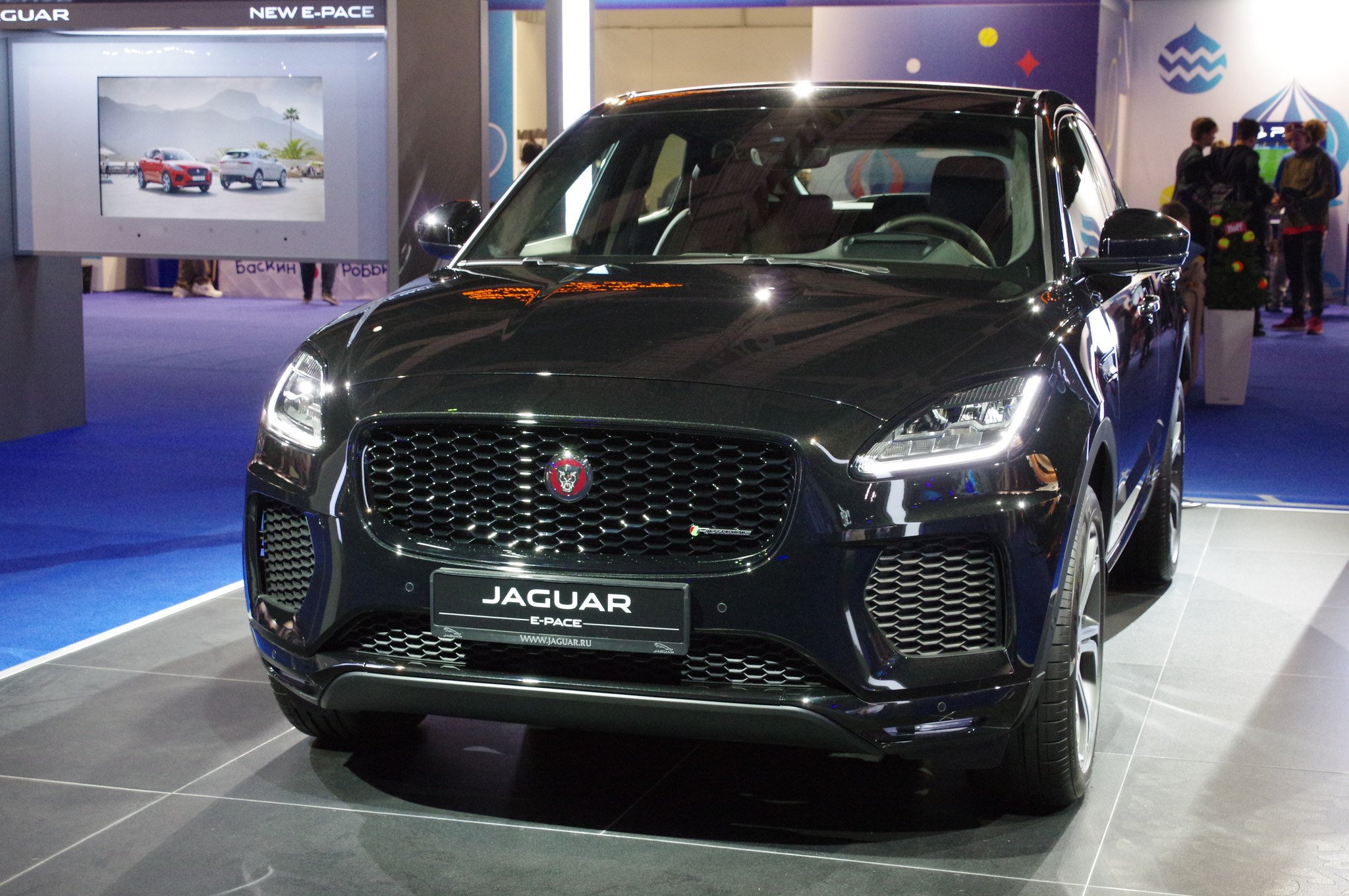 Кроссовер Jaguar E-PACE