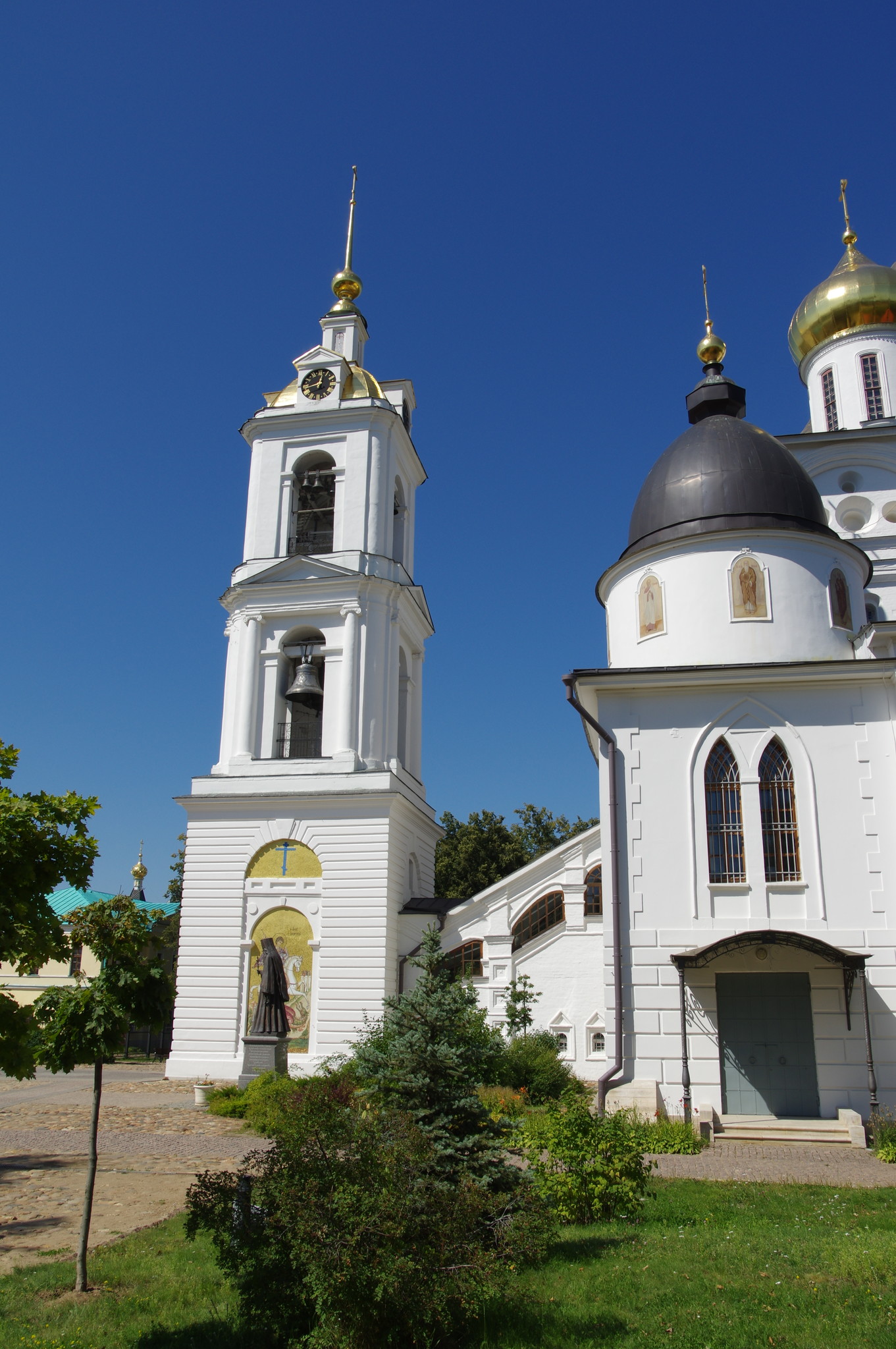 Собор Успения Пресвятой Богородицы Дмитровского благочиния Московской епархии