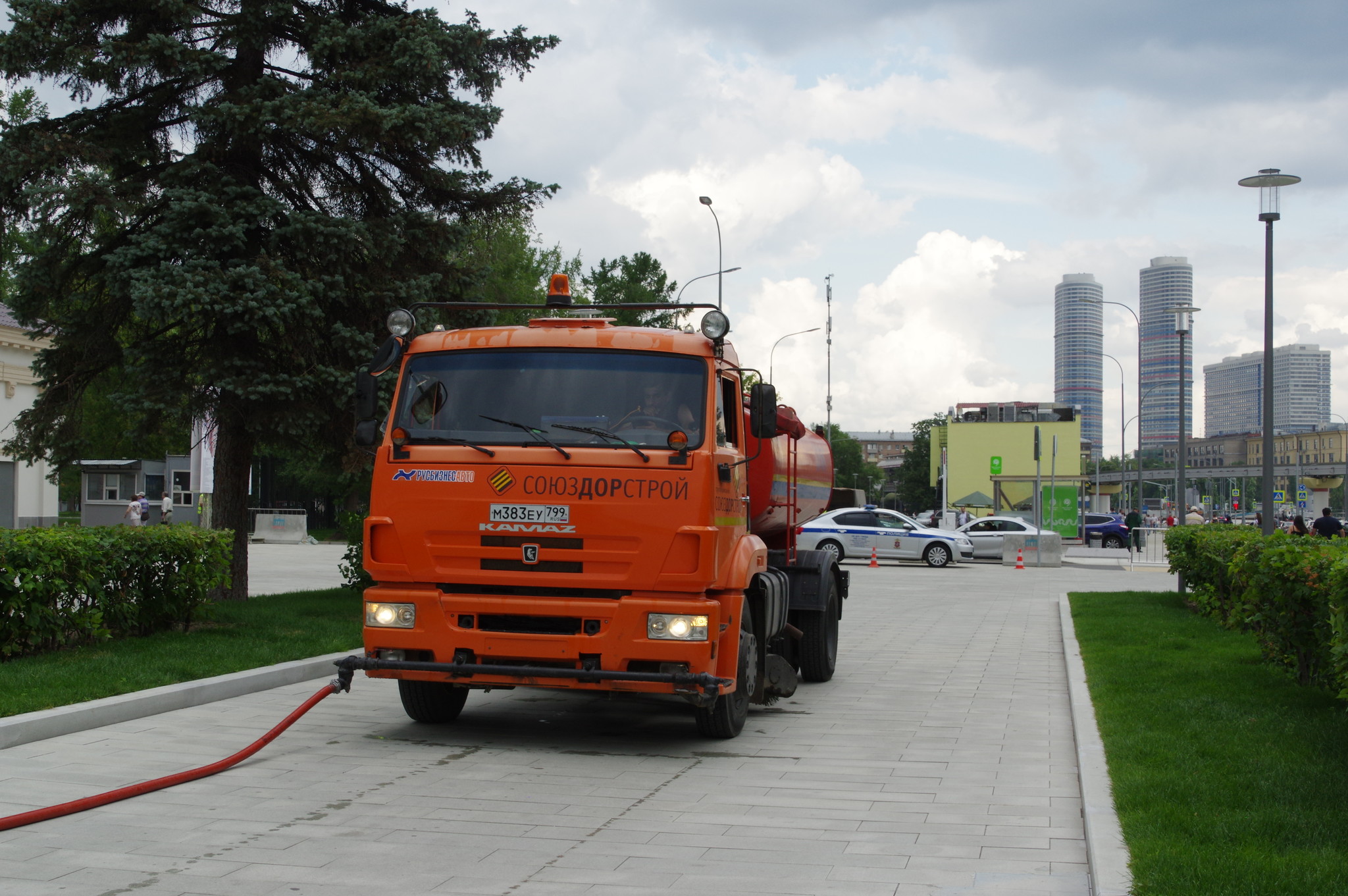 Автомобиль КАМАЗ