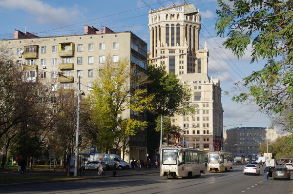 На Дубининской улице