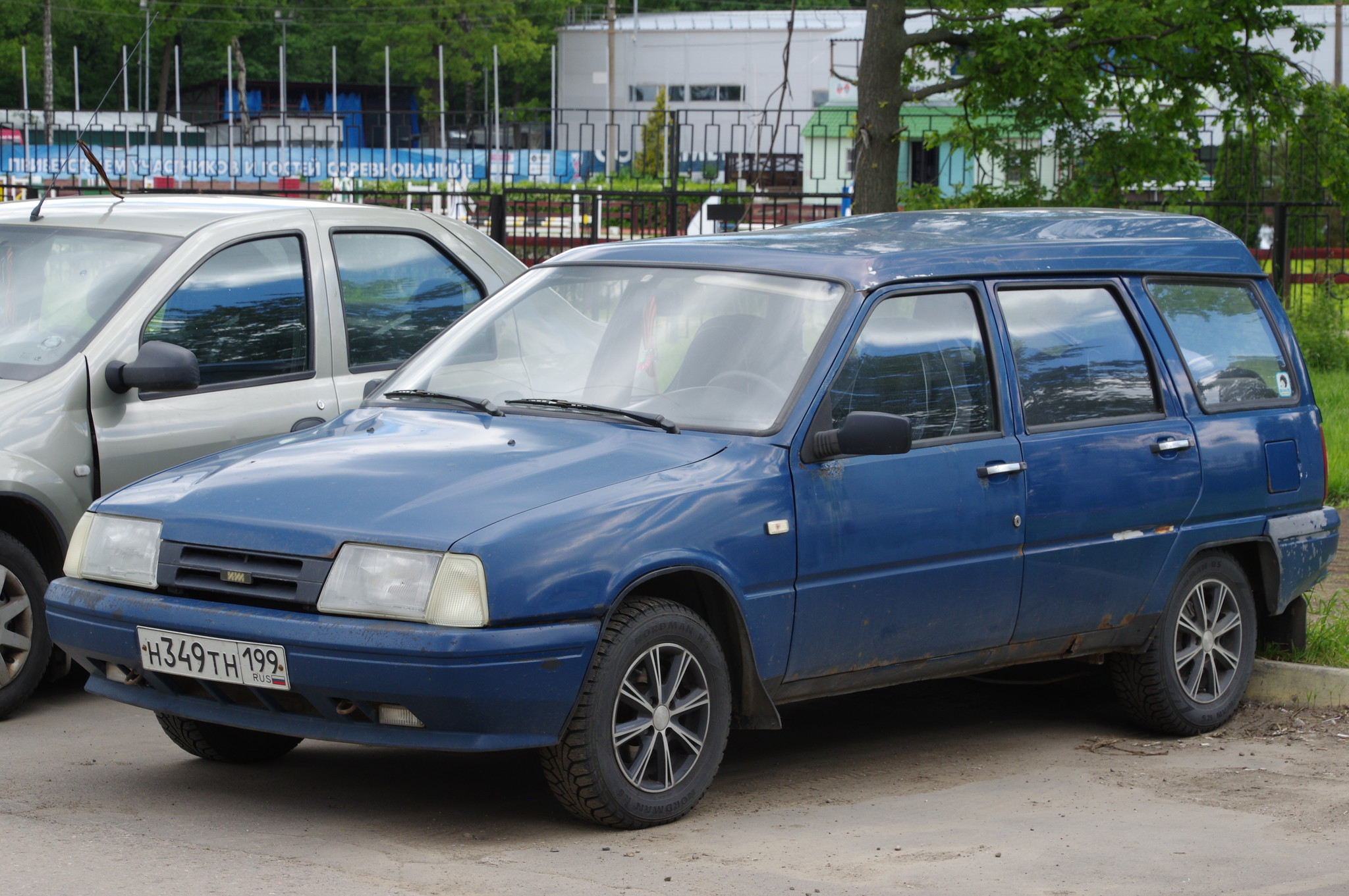 Легковой автомобиль Иж-21261 «Фабула»