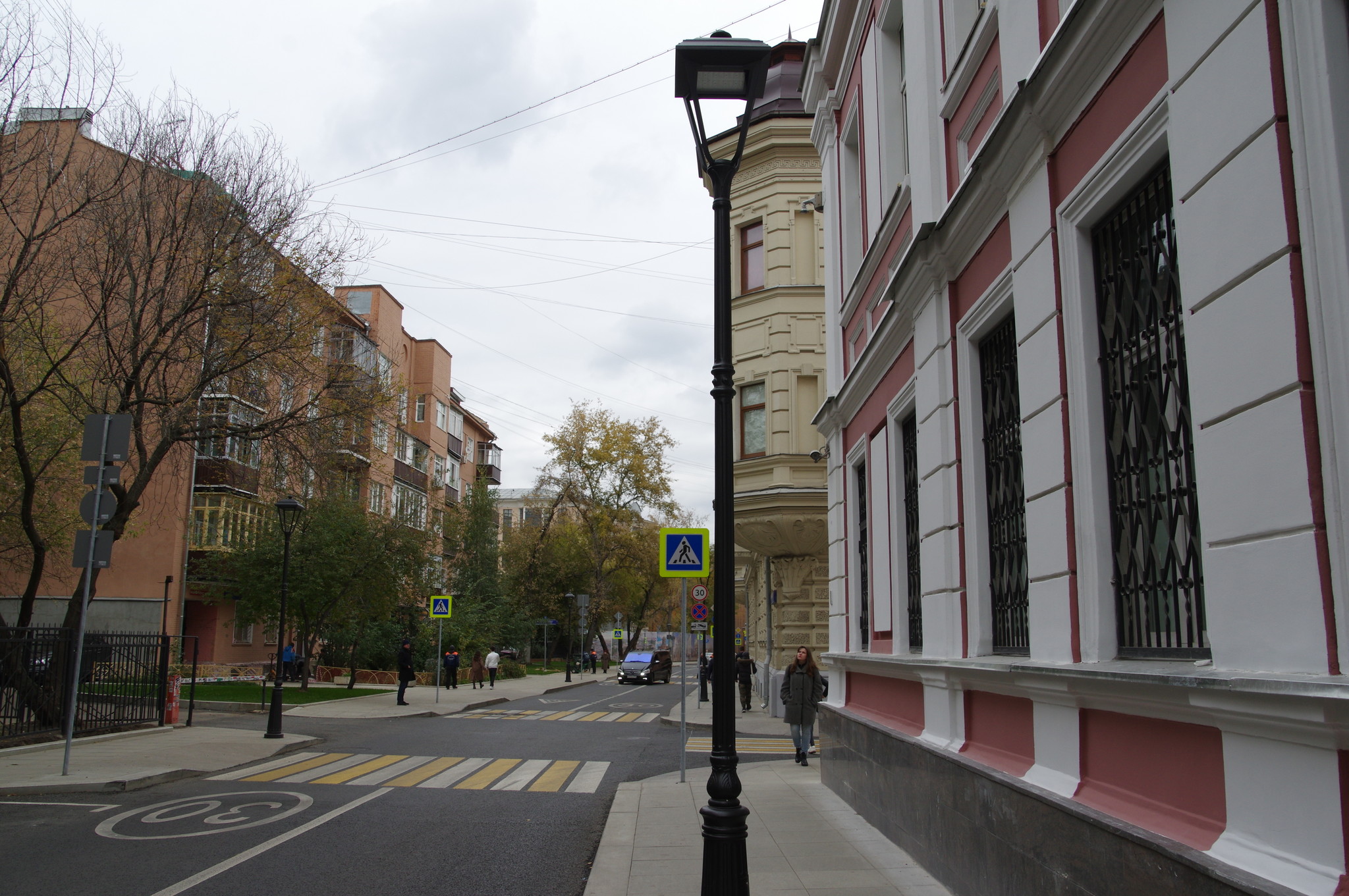 Большой Харитоньевский переулок