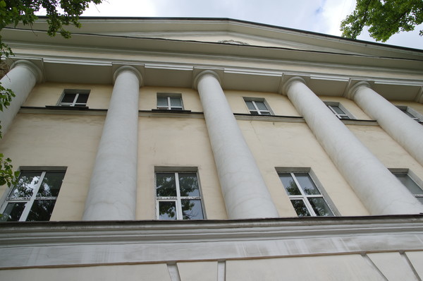 Хамовнические казармы