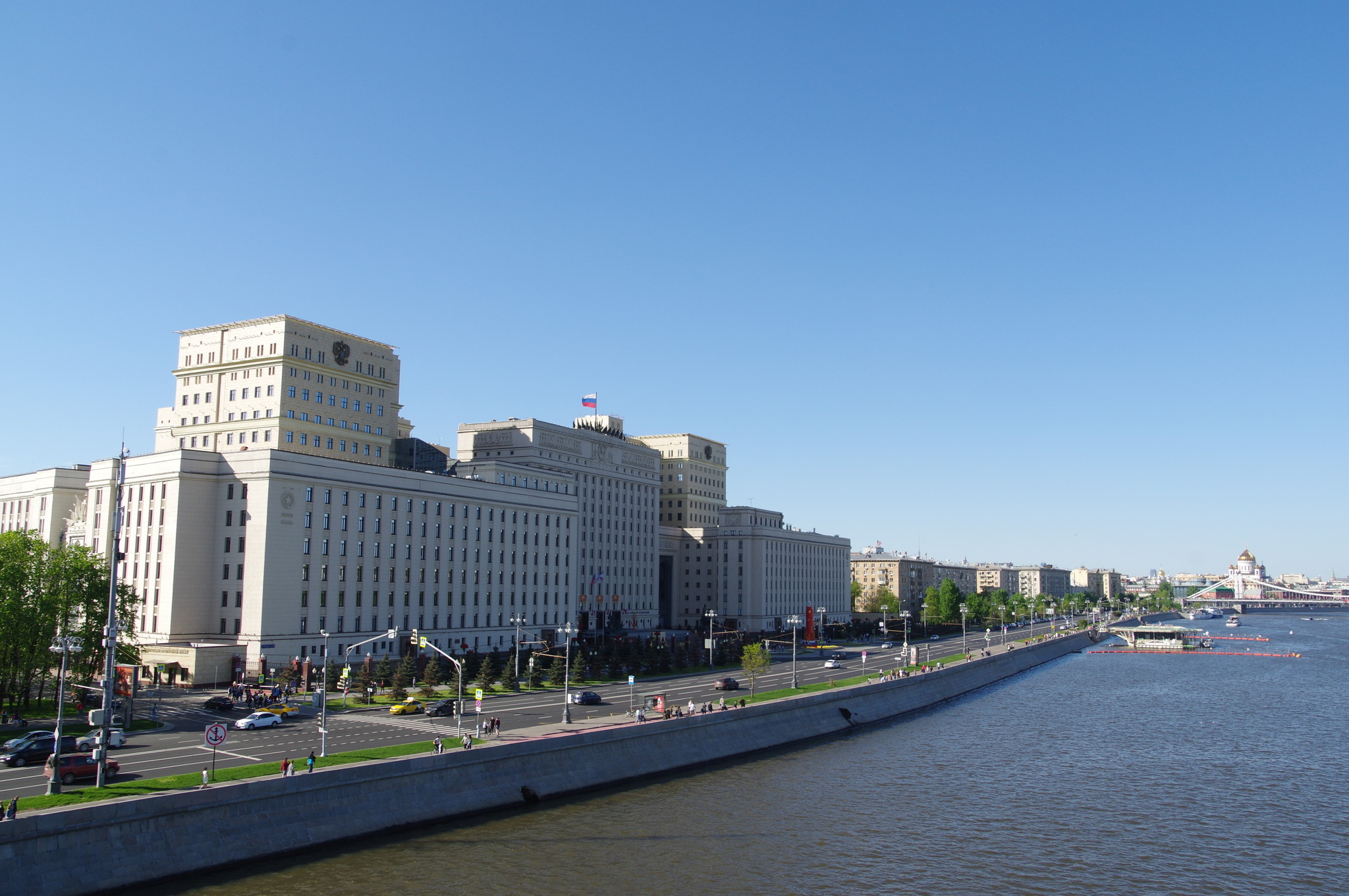 Фрунзенская набережная
