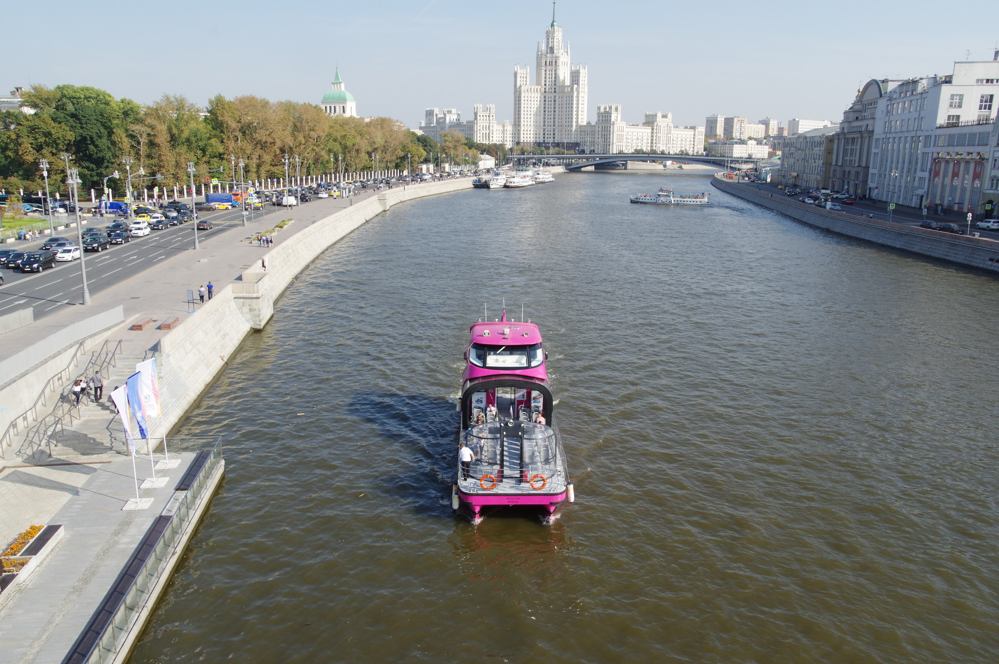 Москворецкая набережная