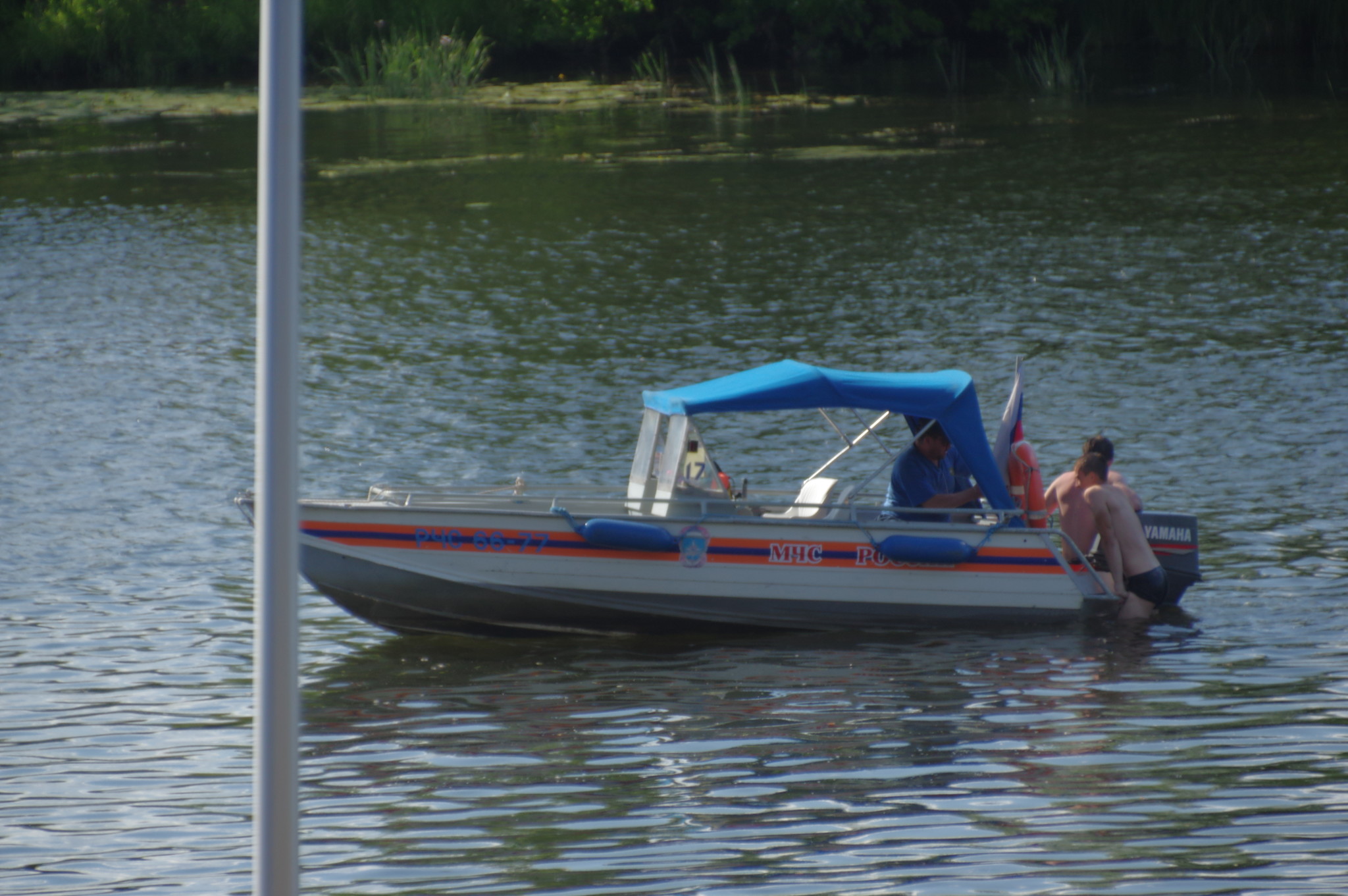 На воде