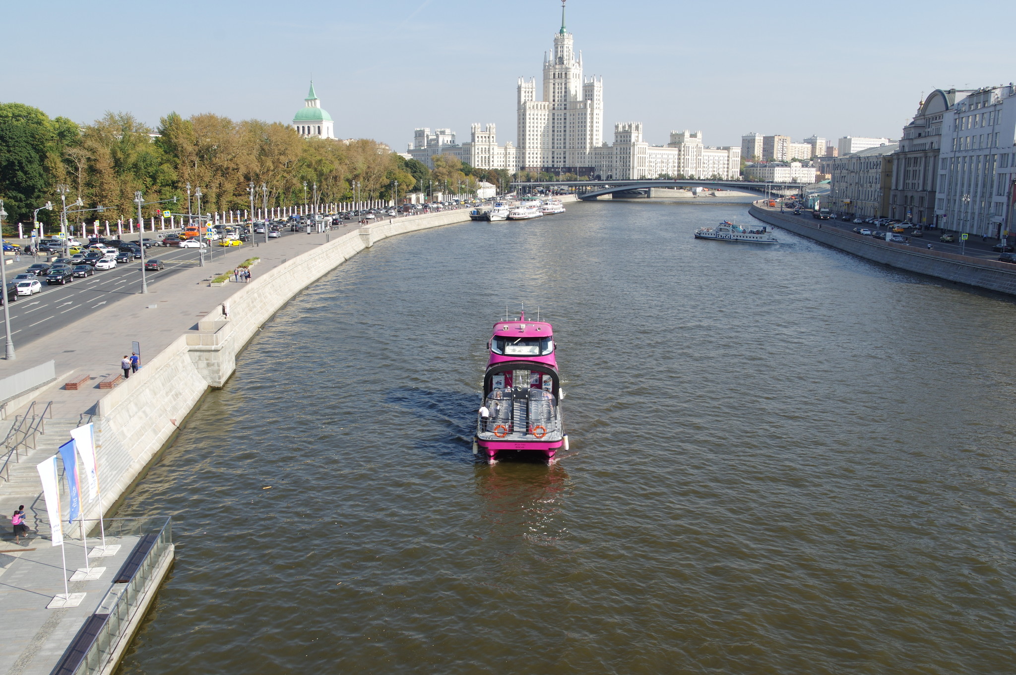 Москворецкая набережная