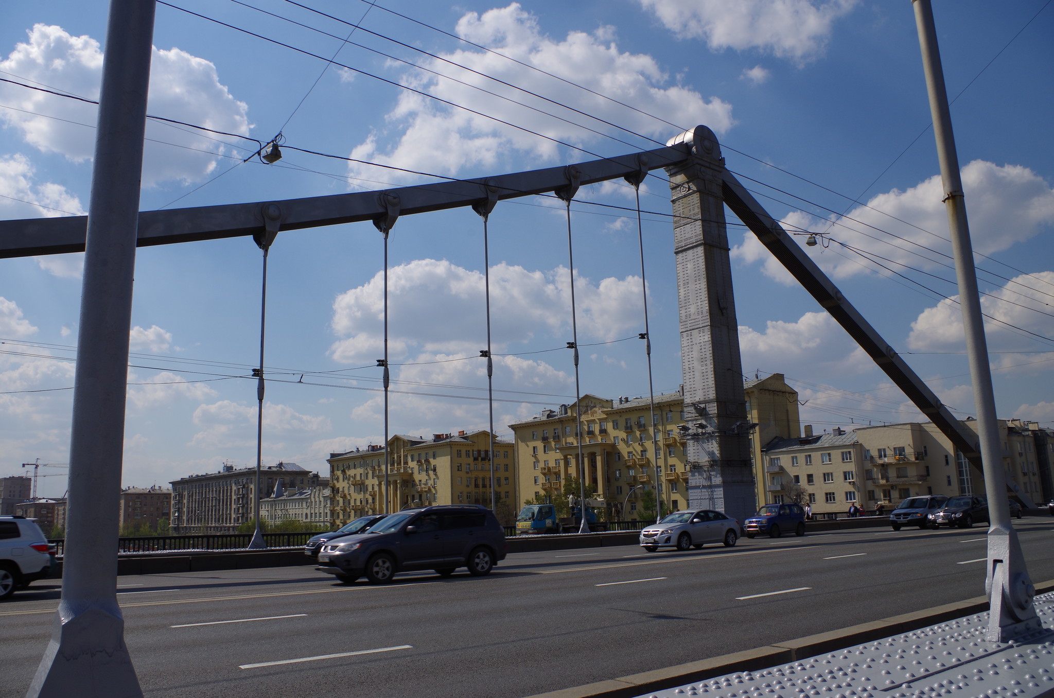 Крымский мост через Москву-реку