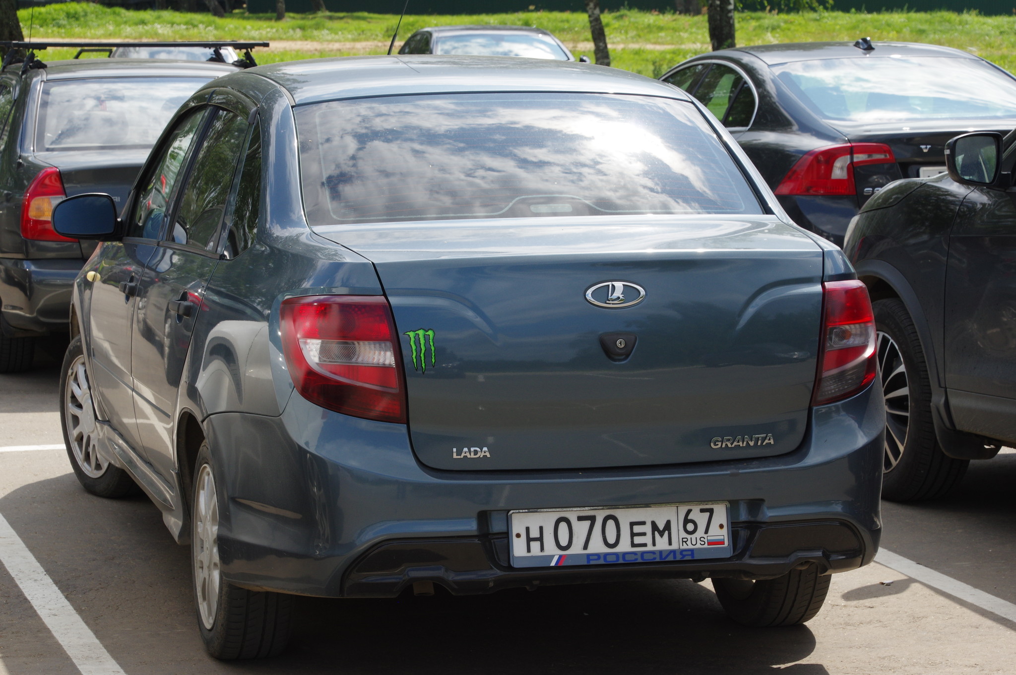 Автомобиль LADA Granta