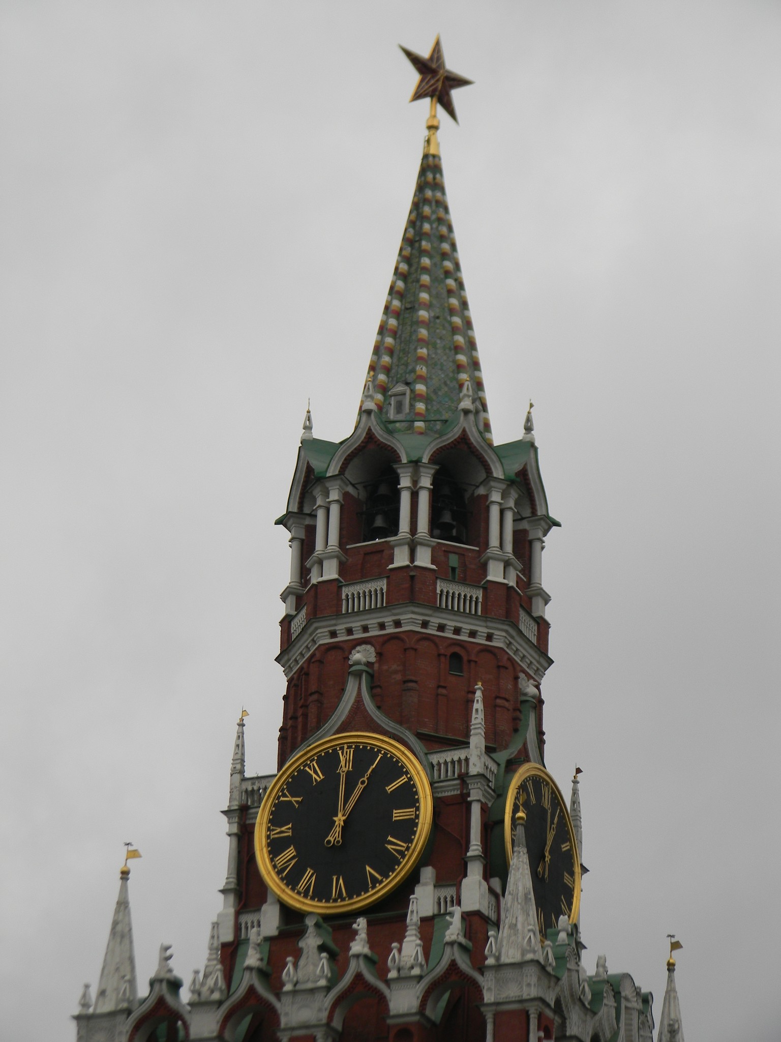 Спасская (Фроловская) башня