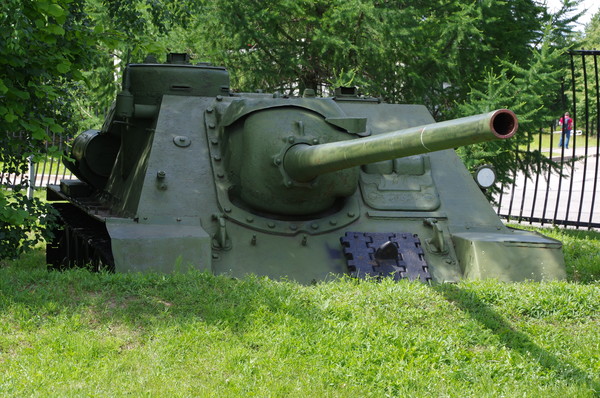 Самоходная артиллерийская установка СУ-100 в Центральном музее Великой Отечественной войны 1941-1945 гг.