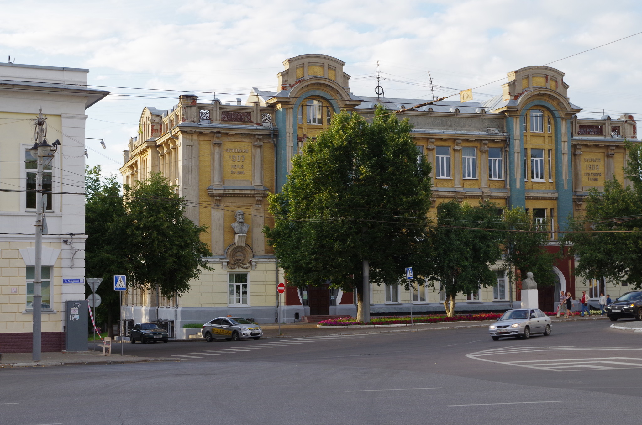 Владимир, улица Дворянская