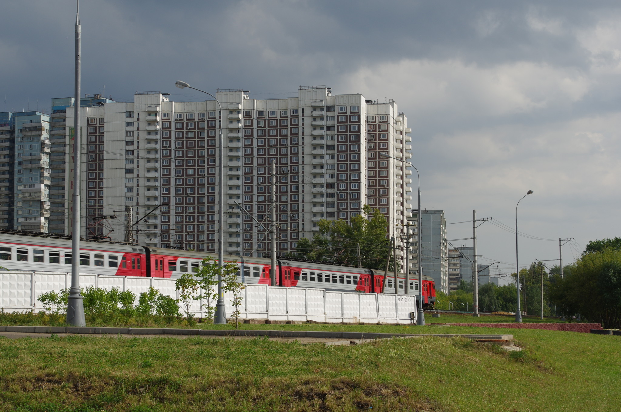 Электропоезд на Петровско-Разумовской
