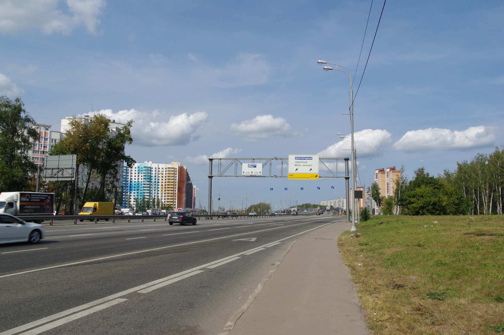 Выделенная полоса для общественного транспорта в районе Северный