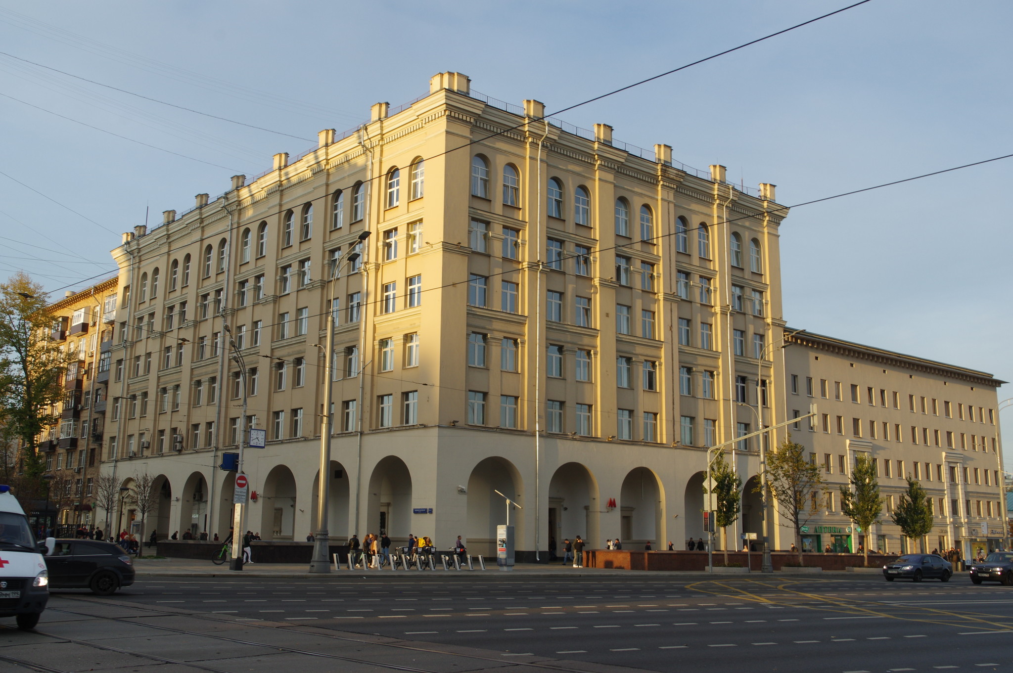 Вестибюль станции «Павелецкая» Московского метрополитена