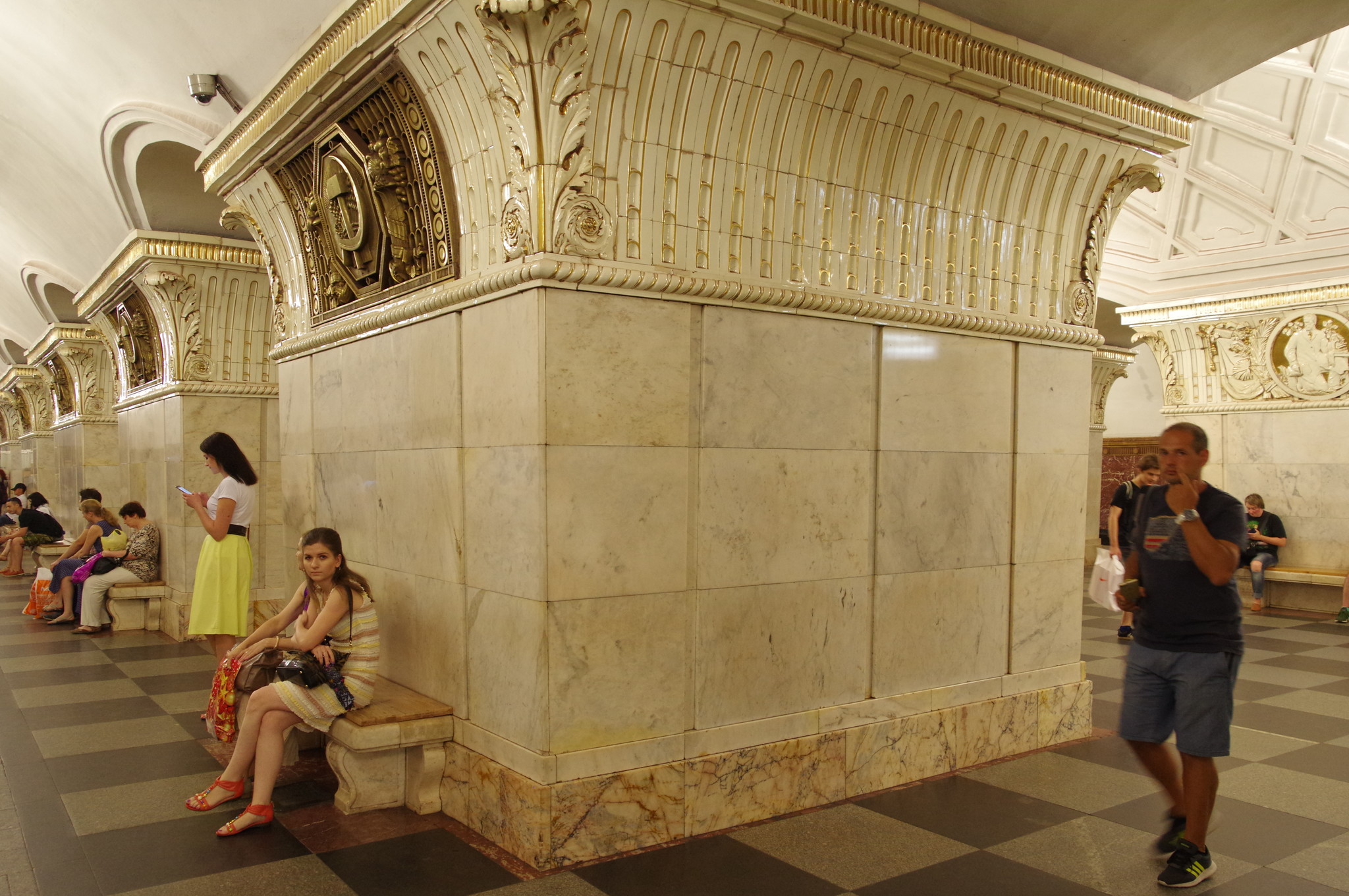 Станция «Проспект Мира» Кольцевой линии Московского метрополитена