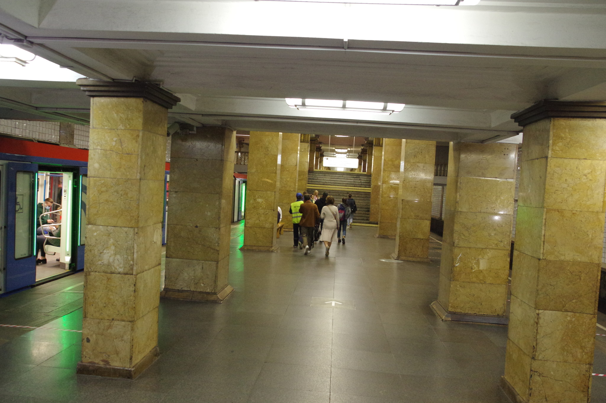Станция «Парк культуры» Сокольнической линии Московского метрополитена