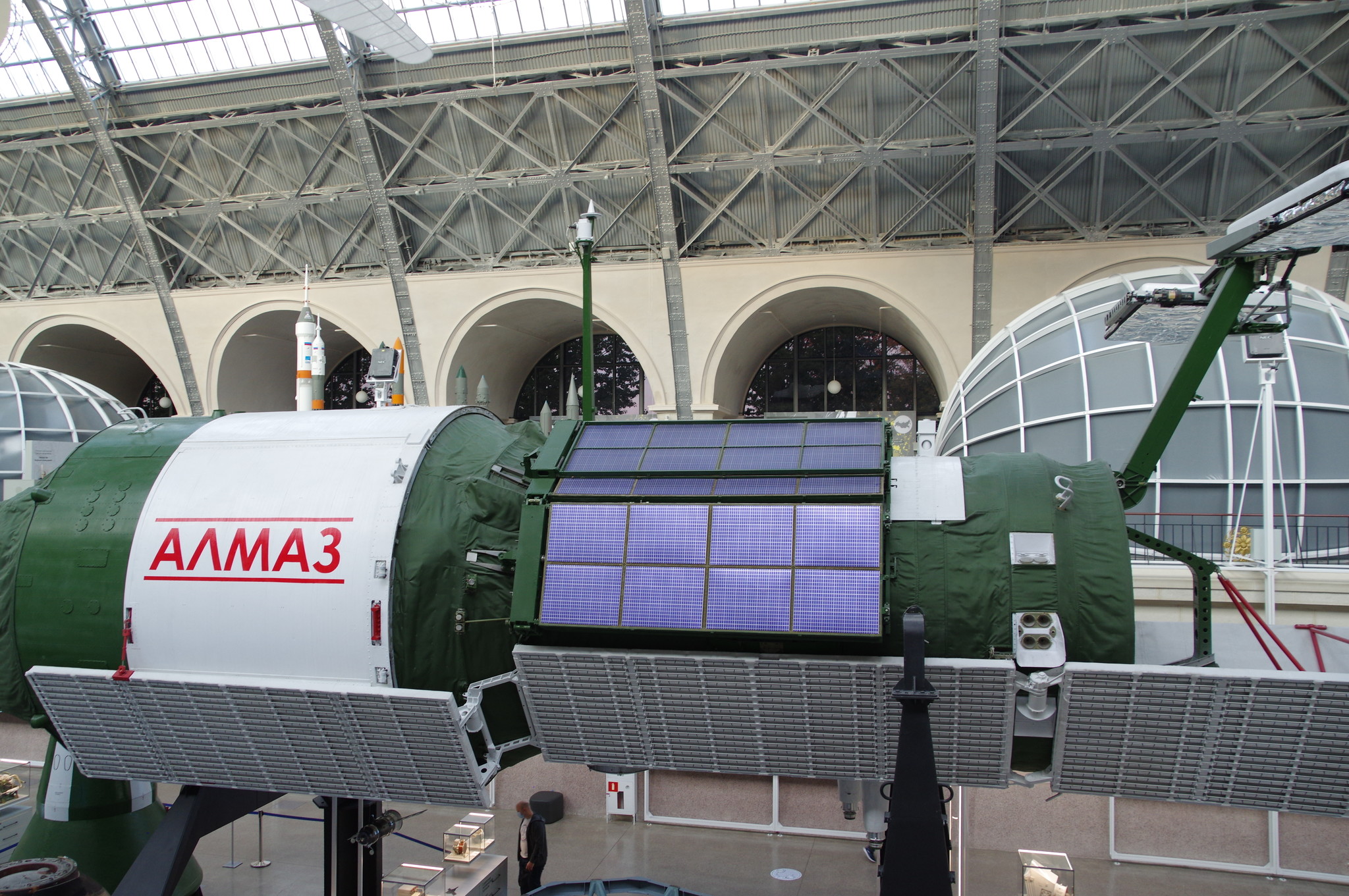 Орбитальная пилотируемая станция «Алмаз». Центр «Космонавтика и авиация» на ВДНХ