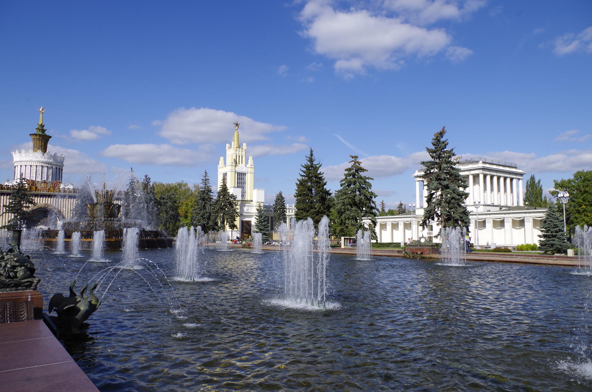 Фонтан «Каменный цветок» на ВДНХ