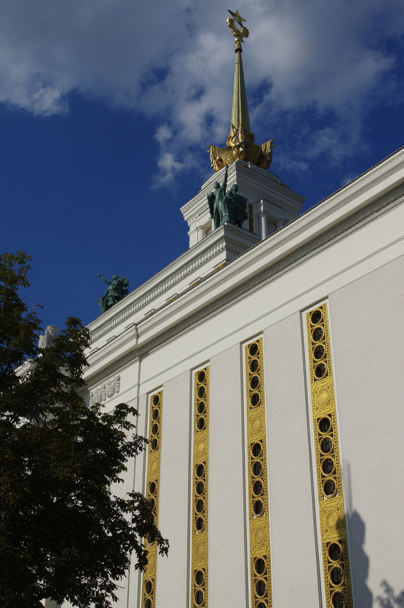 Главный (Центральный) павильон ВДНХ