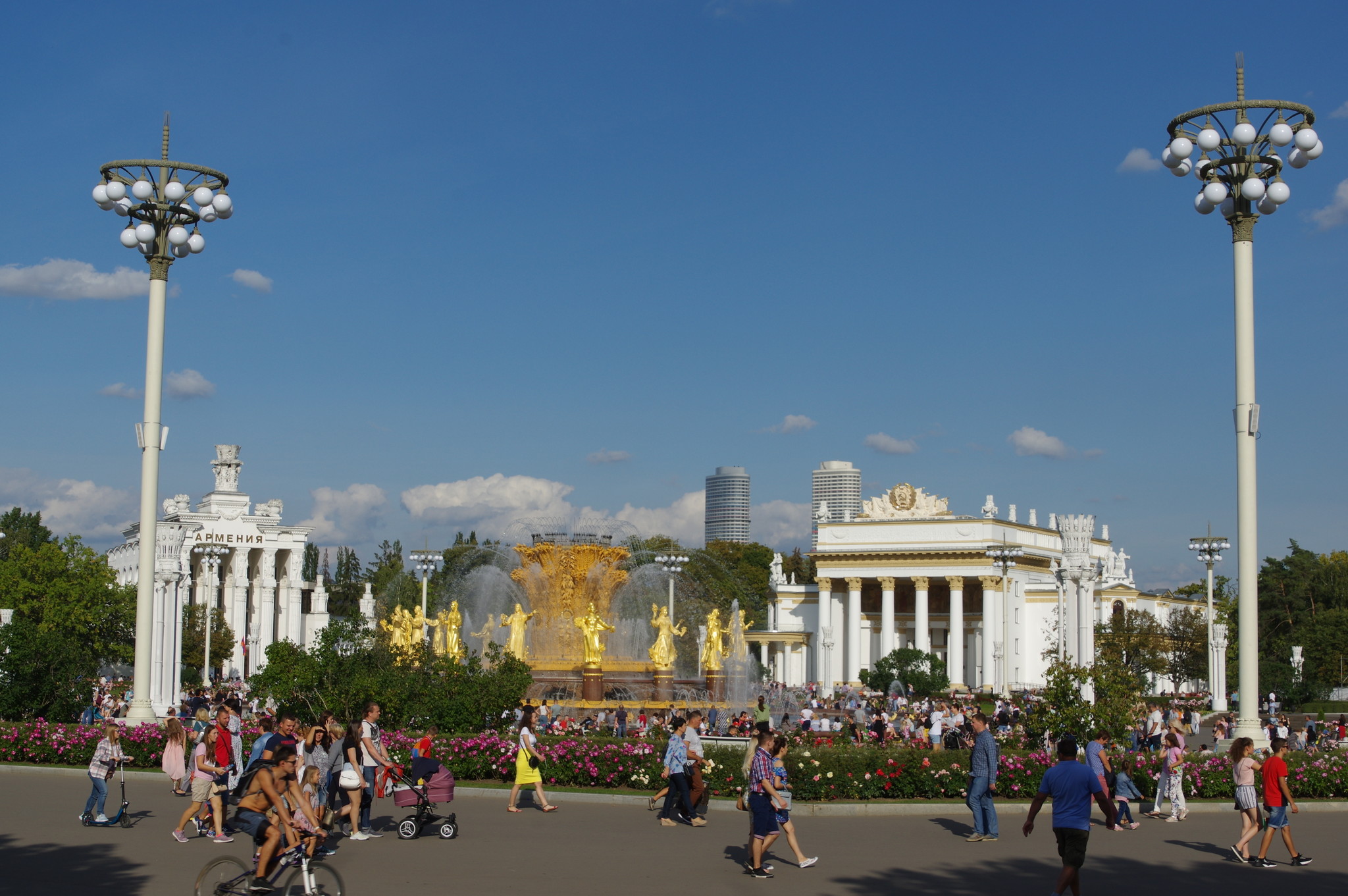 Фонтан «Дружба народов»