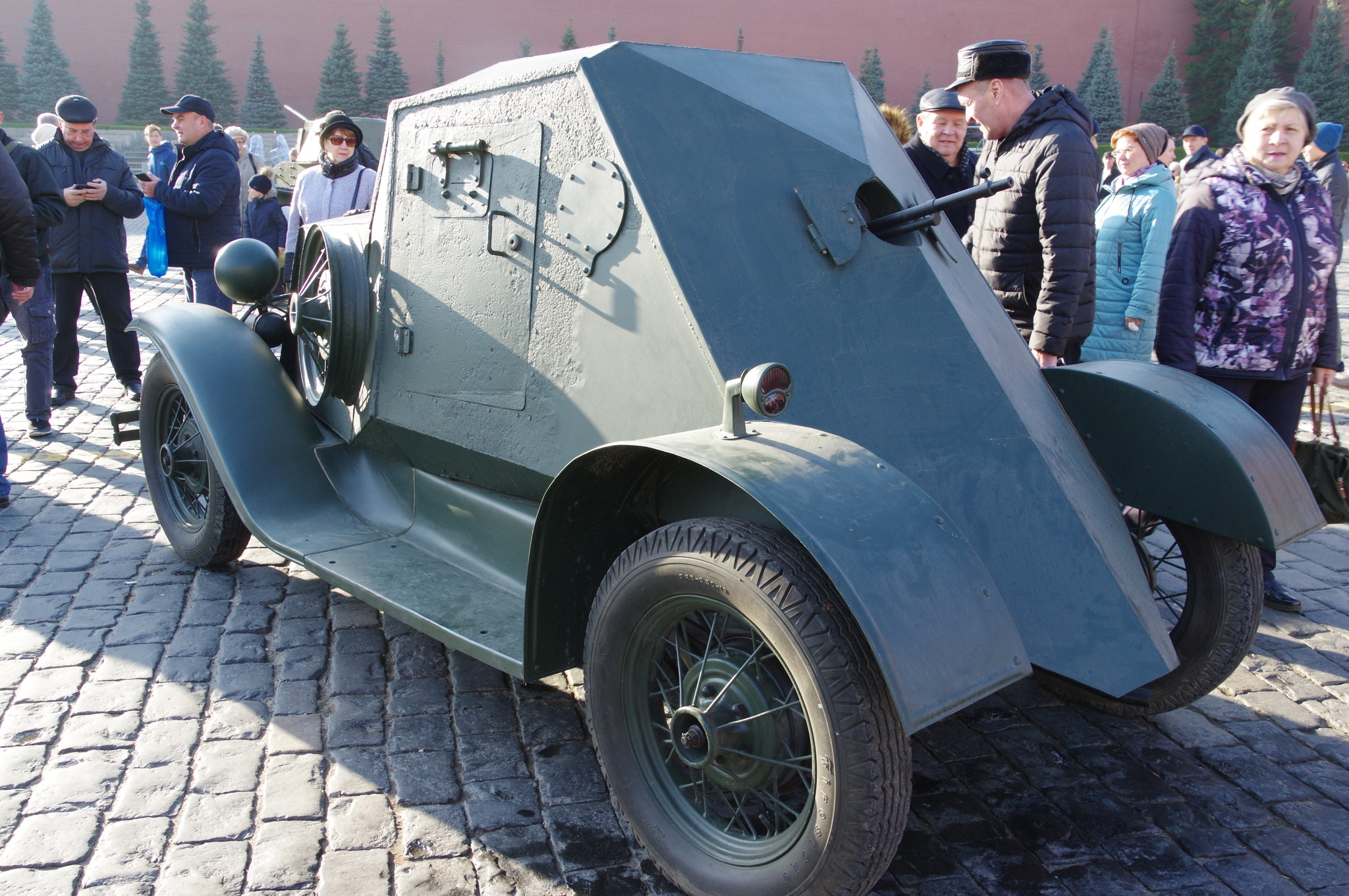 Лёгкий бронеавтомобиль Д-8