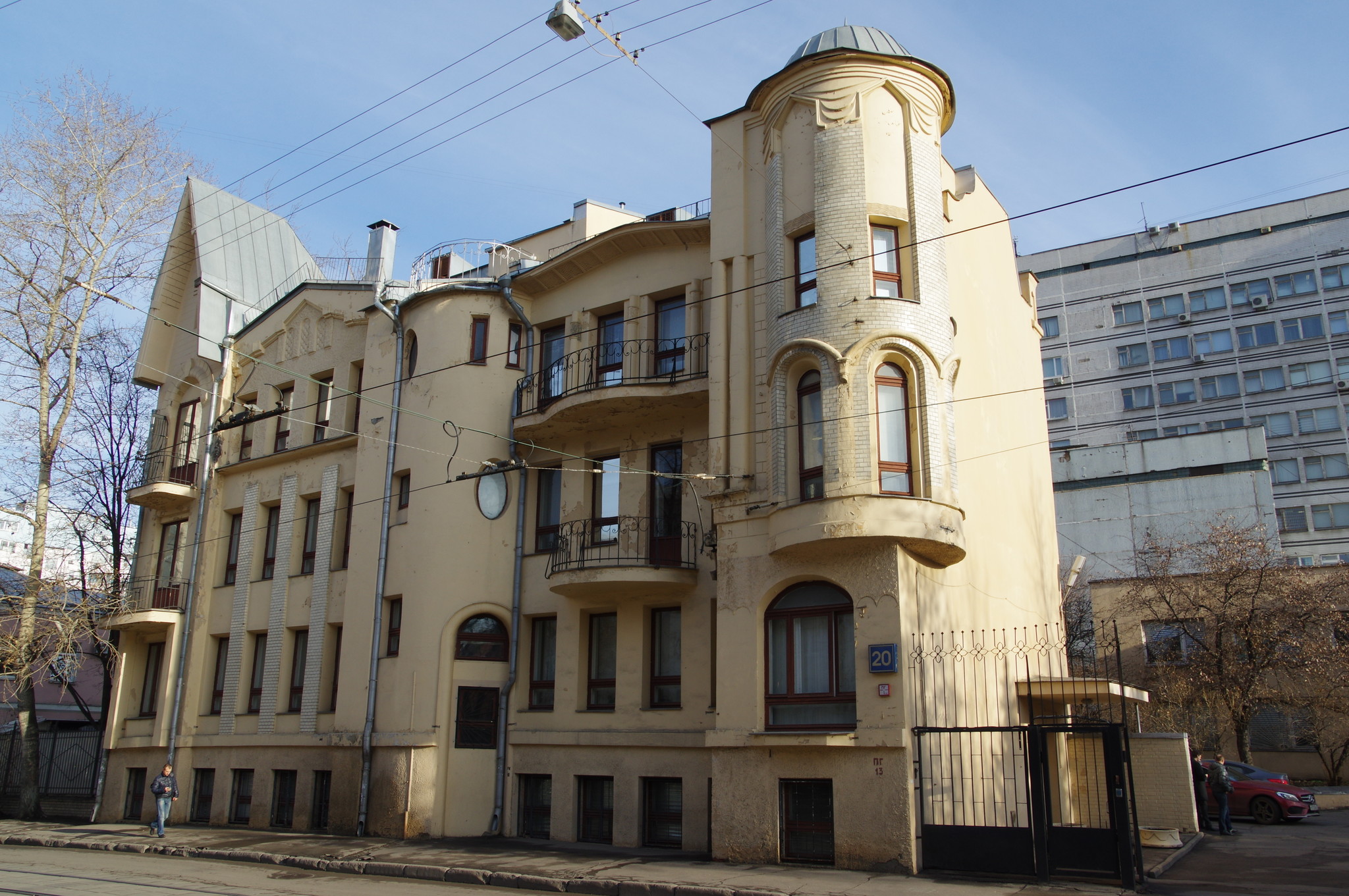 Доходный дом Е.Д. Ломакиной (1909, архитектор В.С. Масленников). Улица Гиляровского, дом 20