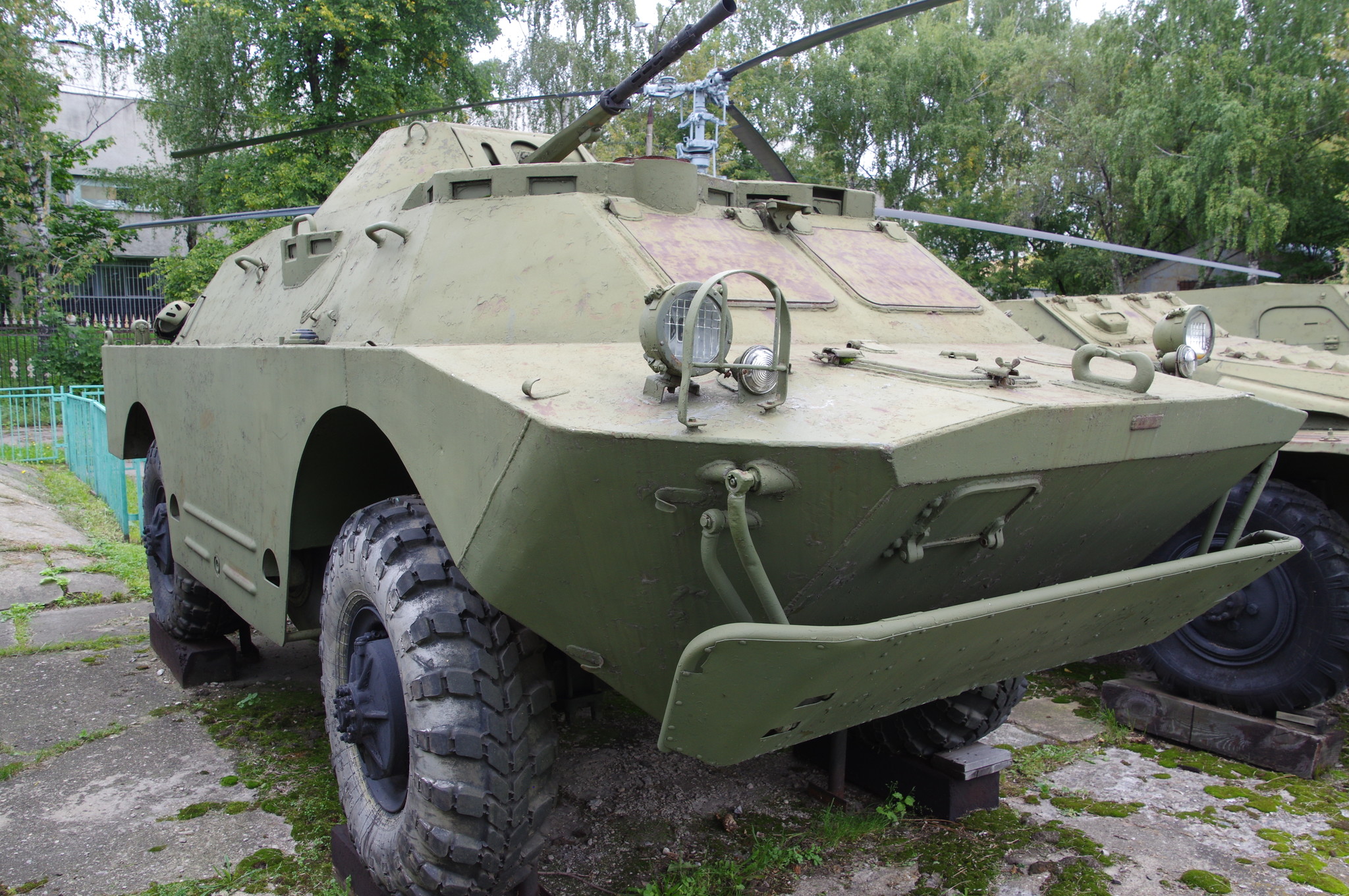 Бронированная разведывательно-дозорная машина БРДМ-2 (1962 г.) в экспозиции Центрального музея Вооружённых сил Российской Федерации