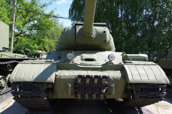 Тяжёлый танк ИС-2 (Центральный музей Вооруженных сил Российской Федерации)