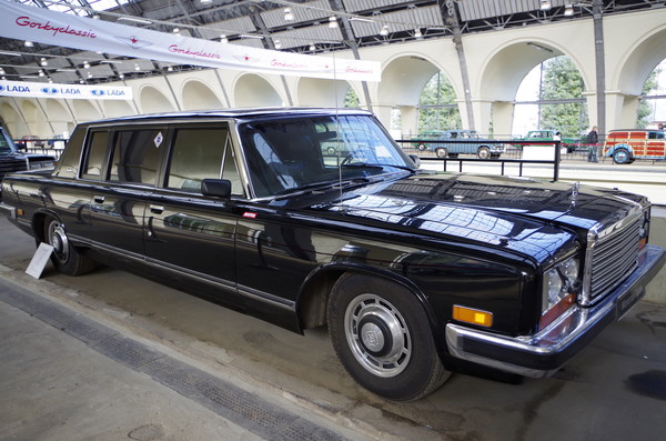 Автомобиль ЗИЛ-41045
