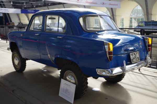 Легковой автомобиль «Москвич-410»