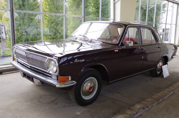 Автомобиль ГАЗ-24 «Волга»