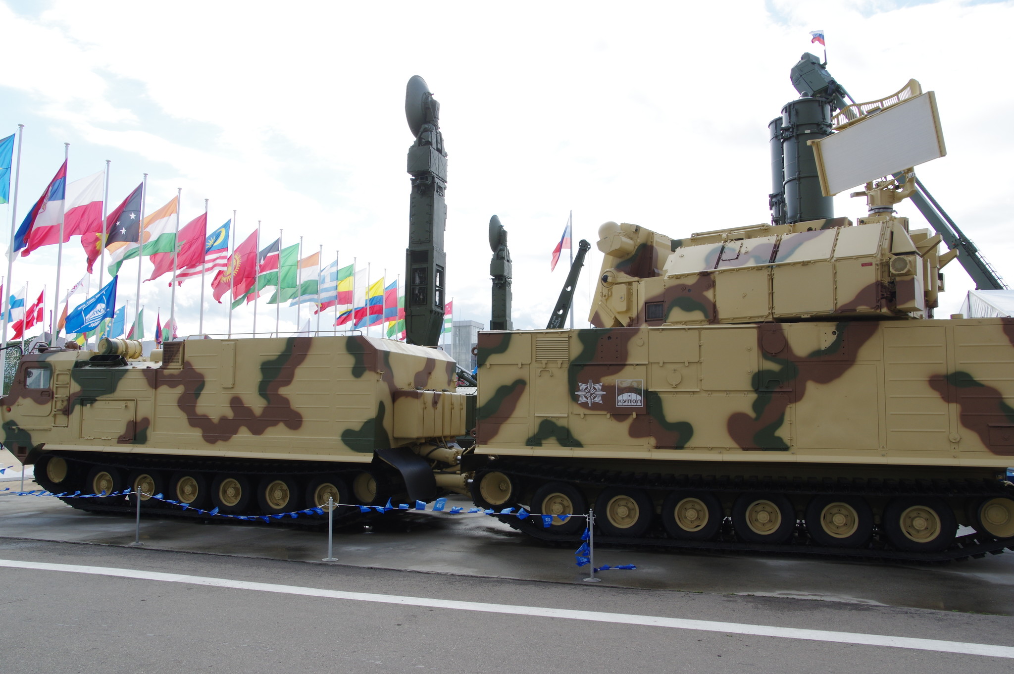 Боевая машина 9А331МДТ из состава зенитного ракетного комплекса 9К331МДТ «Тор-М2ДТ»