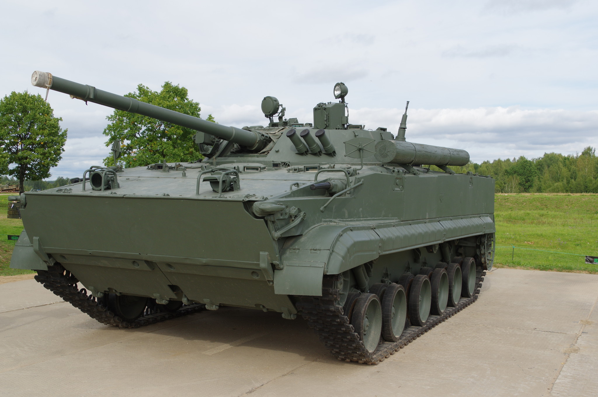 Боевая машина пехоты БМП-3