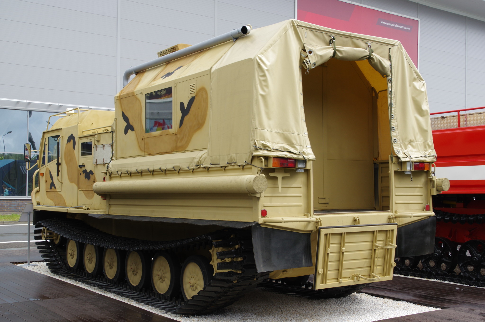 Транспортная машина ТМ-140