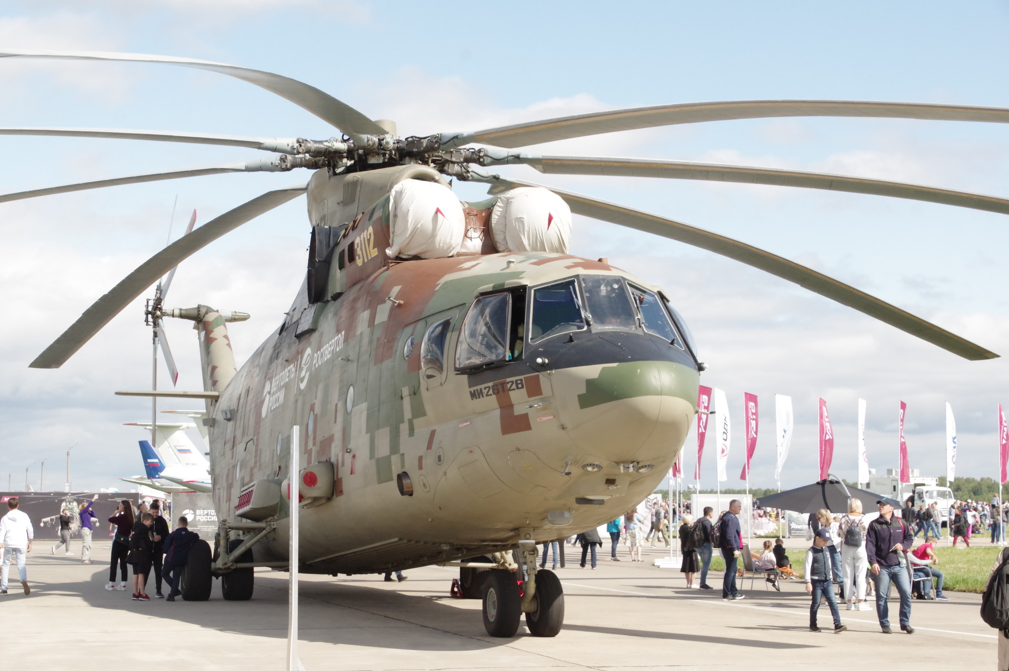 Тяжёлый вертолёт Ми-26Т2В