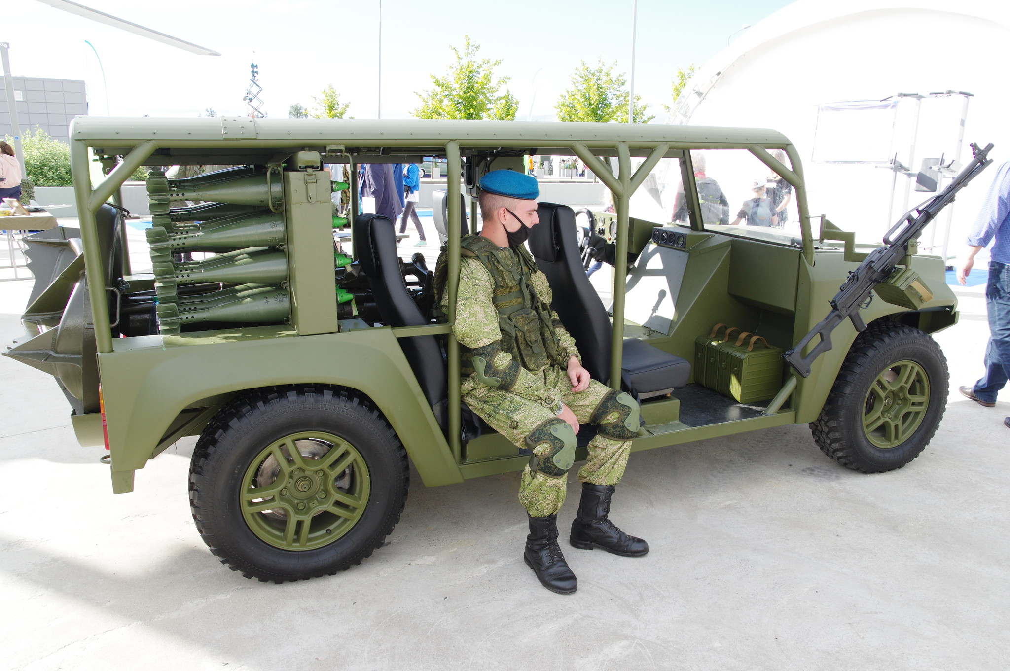 Специальное транспортное средство «Многоцелевой аэромобильный автомобиль»