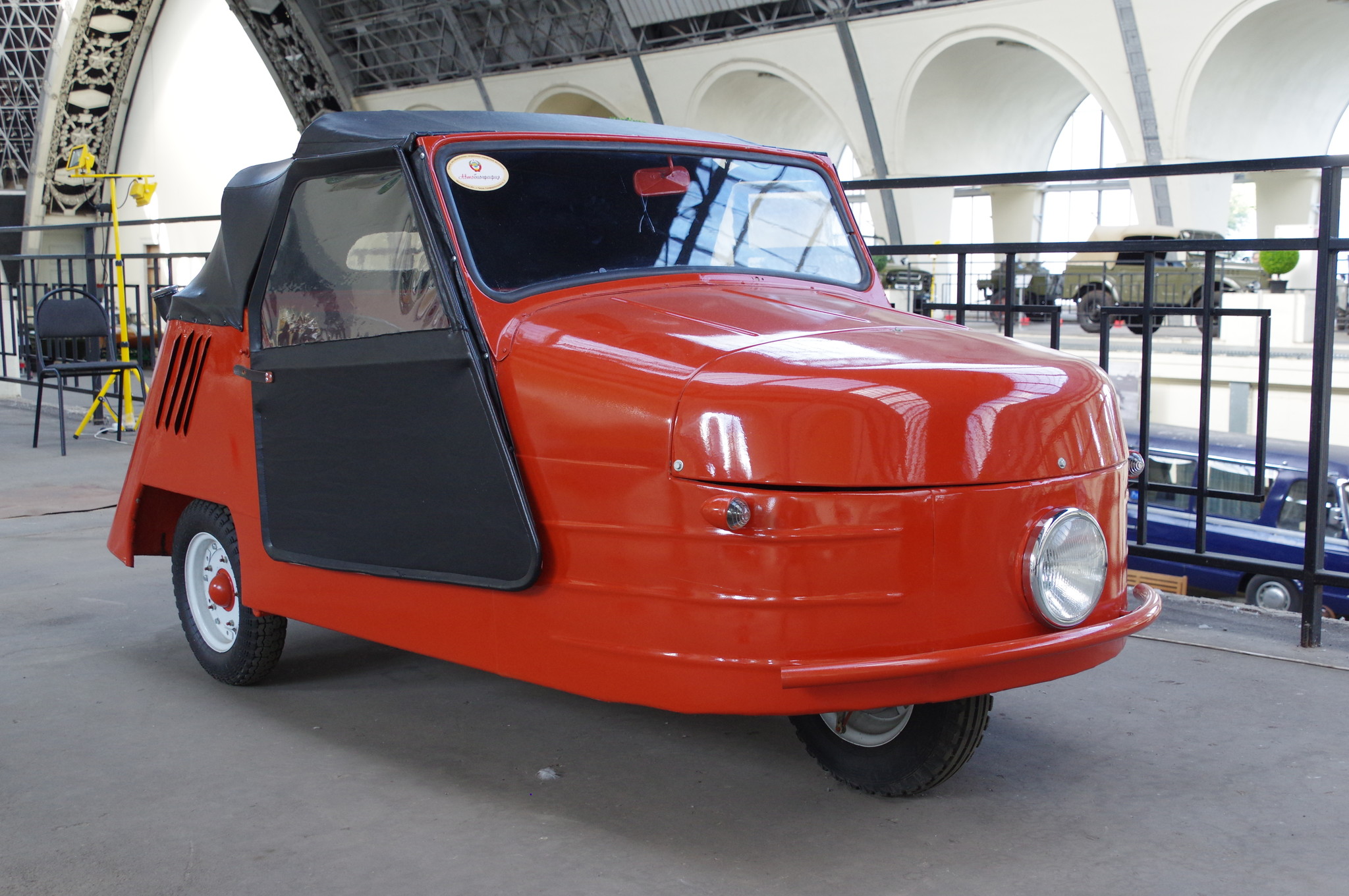 Автомобиль-мотоколяска СМЗ С-1Л