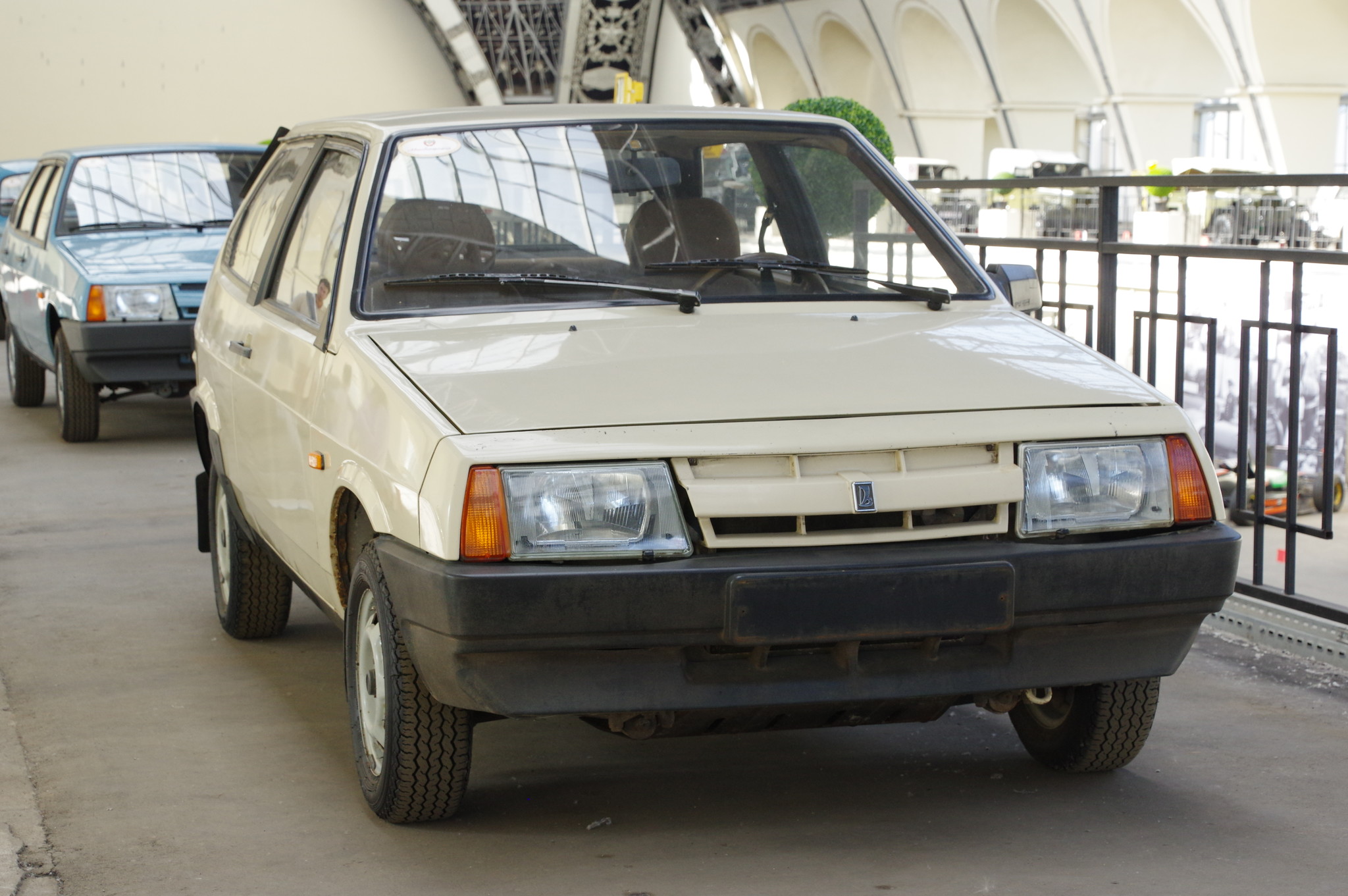 Автомобиль ВАЗ-2108 «Спутник»