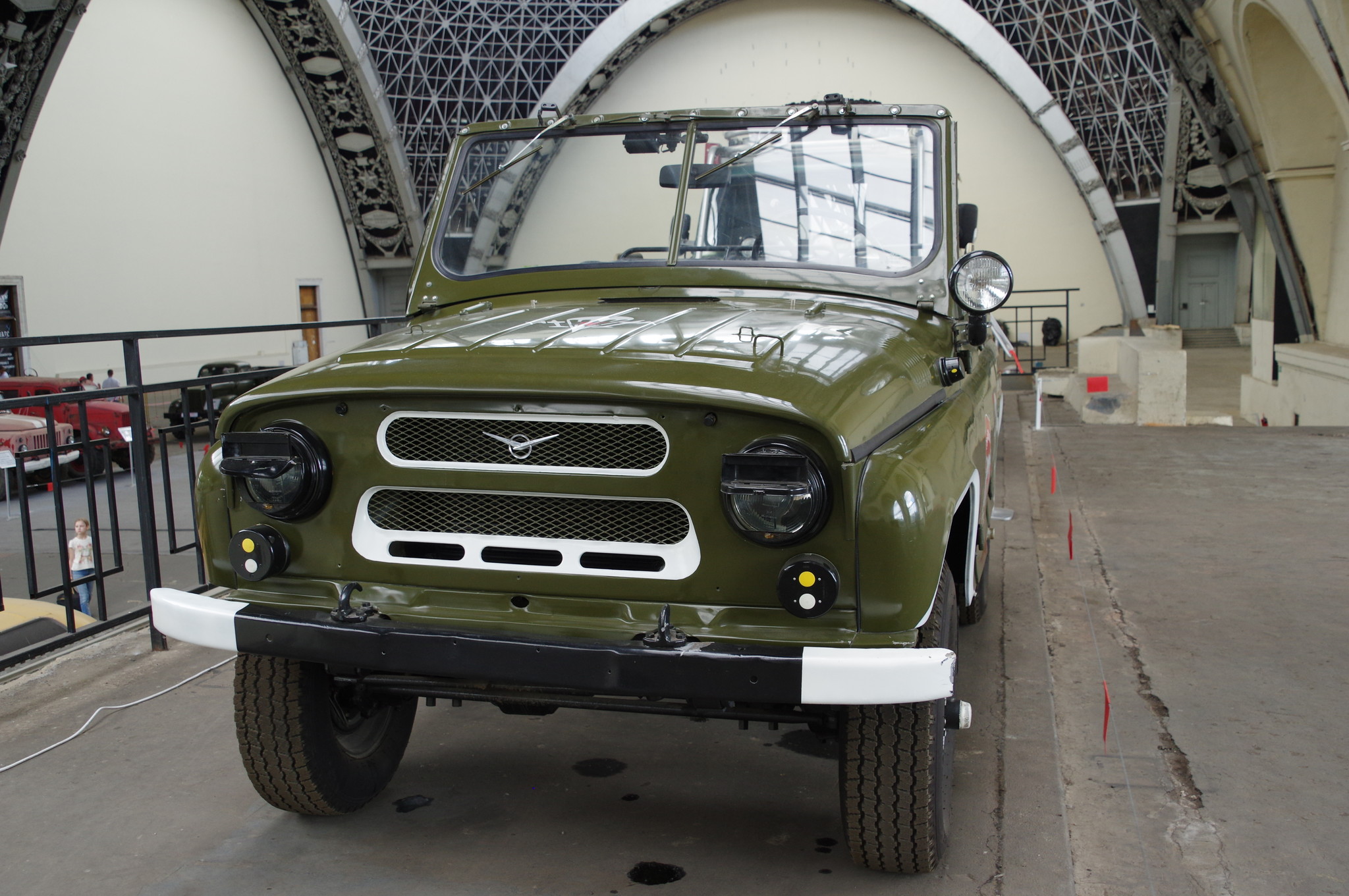 Автомобиль повышенной проходимости УАЗ-469
