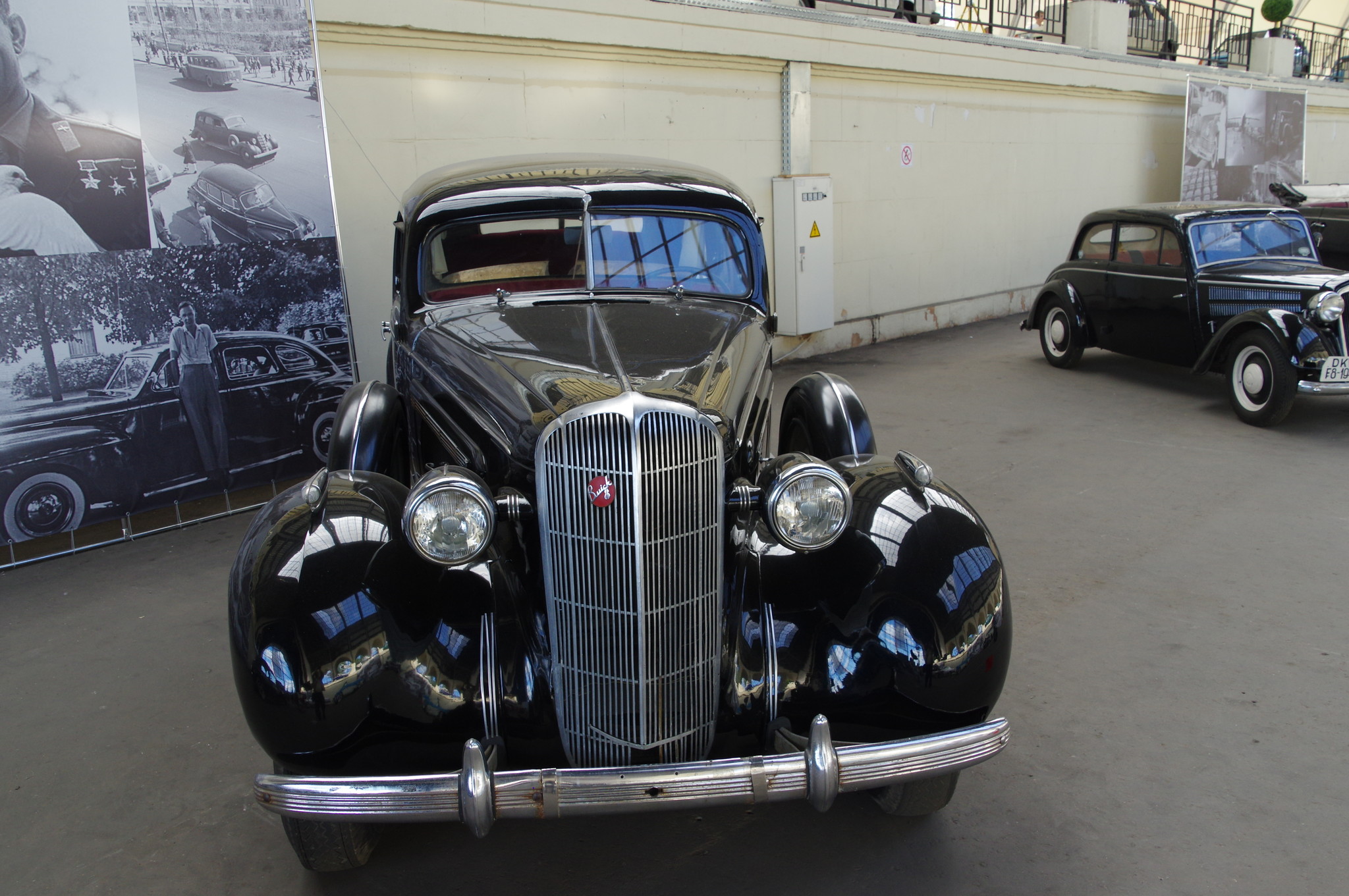 Автомобиль Buick Limited Series 90
