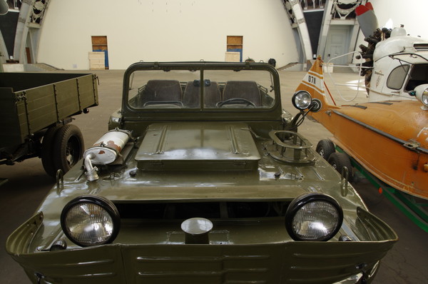 Плавающий автомобиль ГАЗ-46 (МАВ)