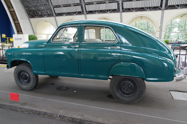 Автомобиль ГАЗ-М-72