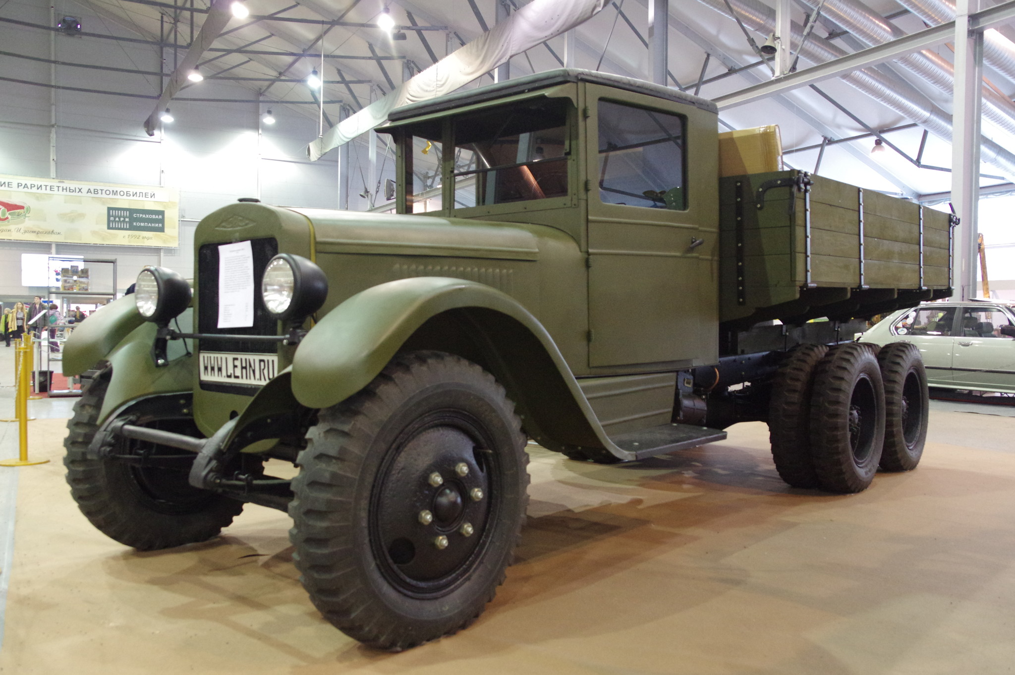 Грузовой автомобиль ЗИС-6