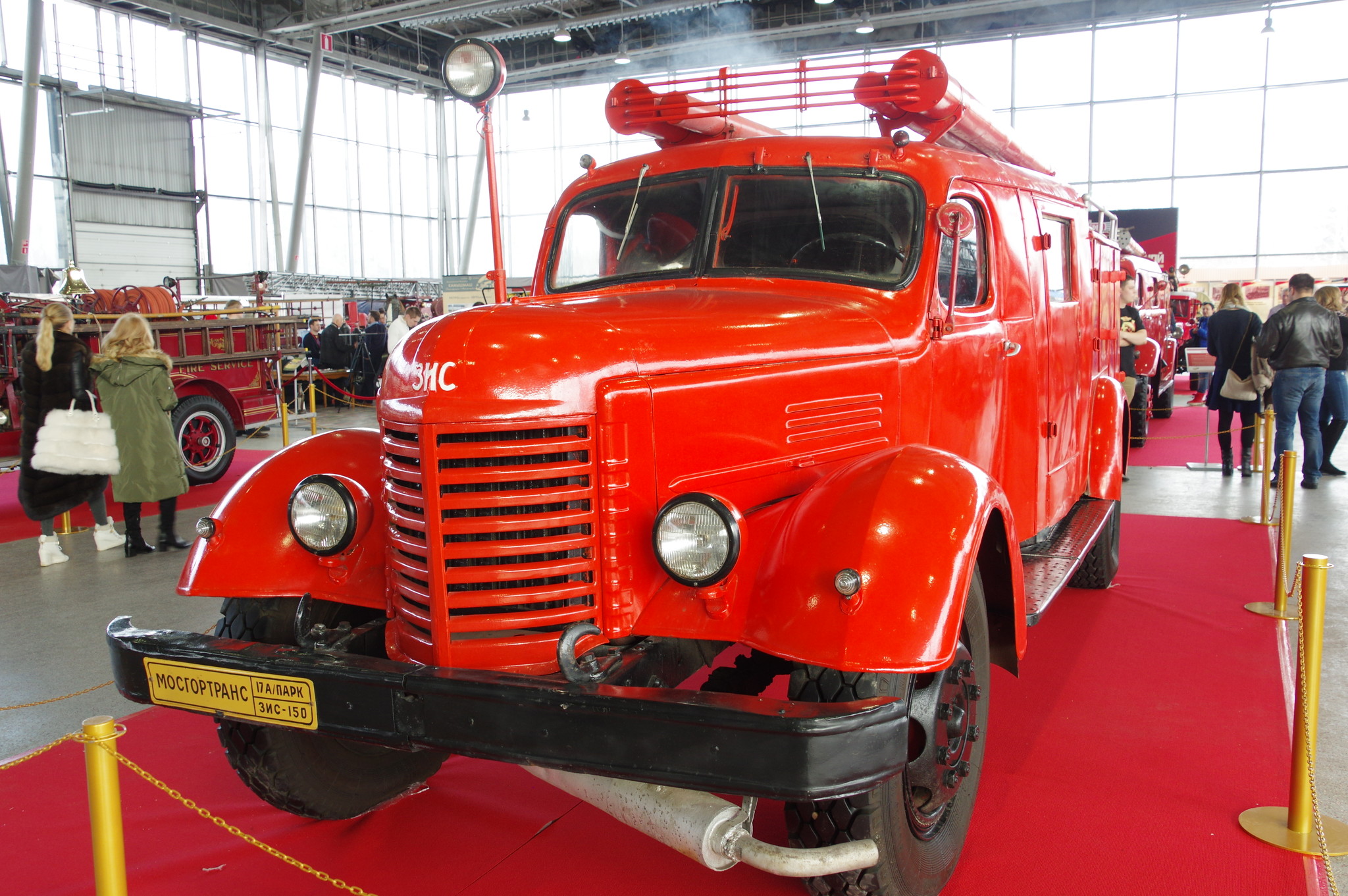 Пожарная автоцистерна ПМЗ-9М